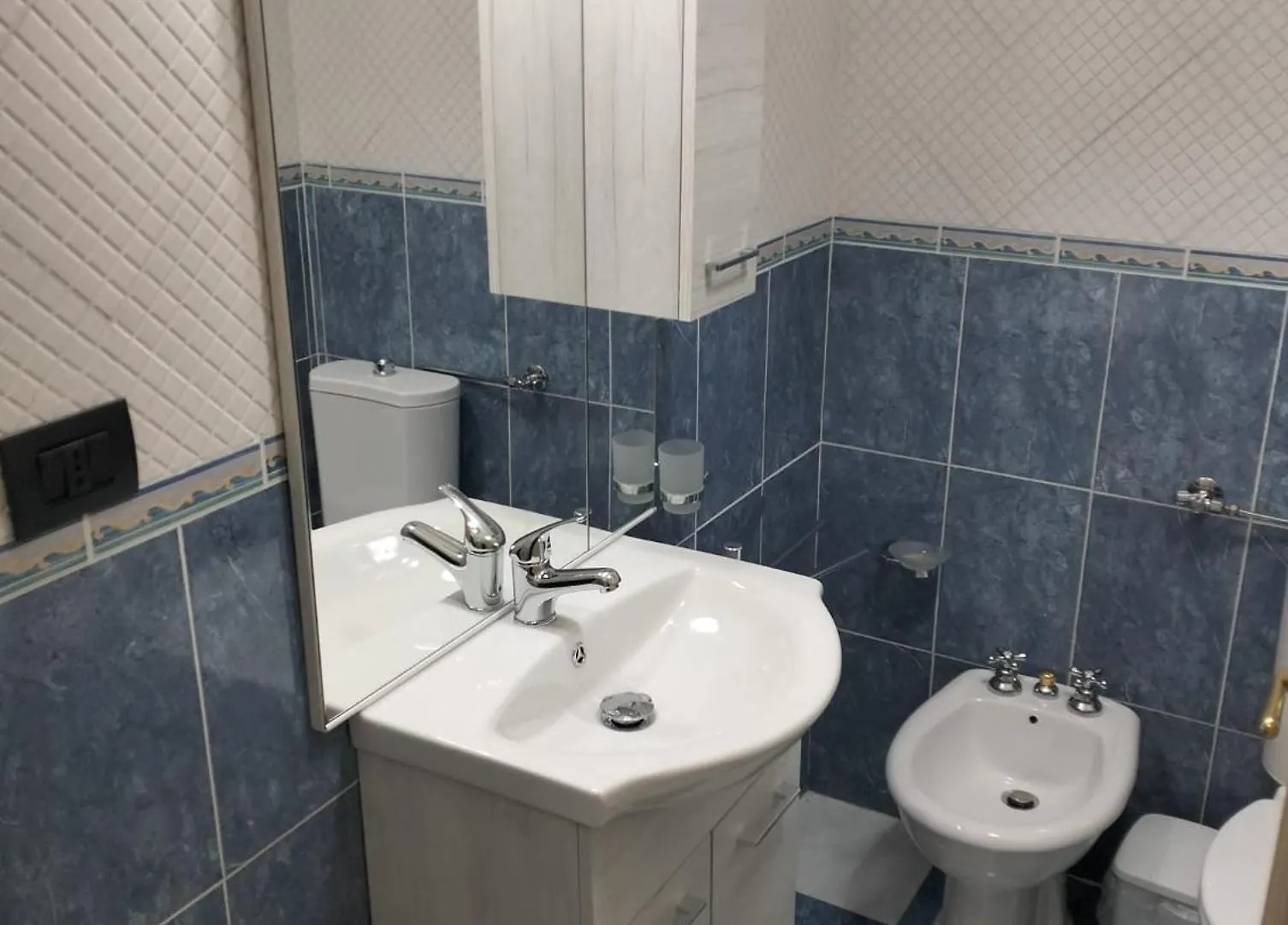 Casa Vacanza Da Nino Santa Teresa Di Riva Vakantiehuis
